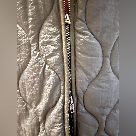 Pink Martini quilted coat, black, size small - Picture 6 of 9